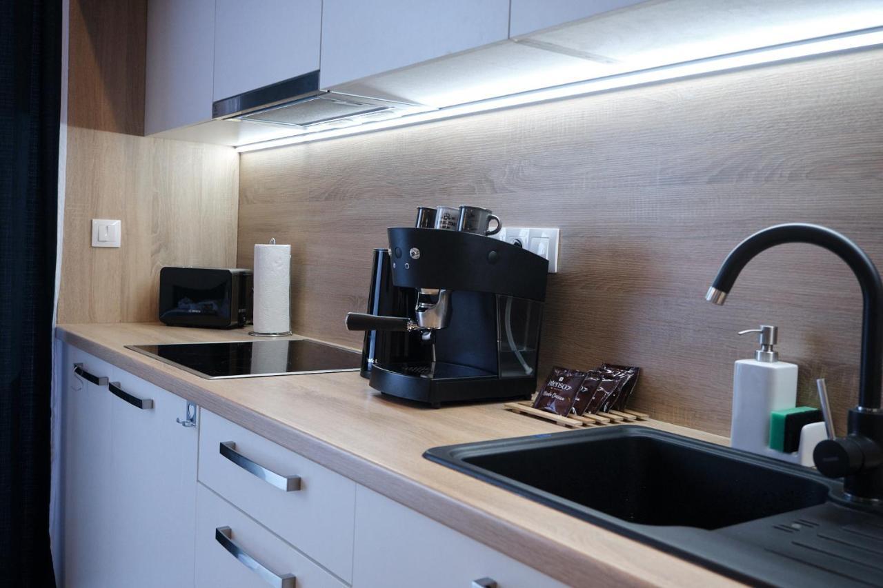 Lovely 1-Bedroom Vacation Home With Free Parking Demanovska Dolina Bagian luar foto