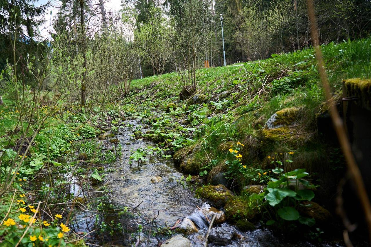 Lovely 1-Bedroom Vacation Home With Free Parking Demanovska Dolina Bagian luar foto